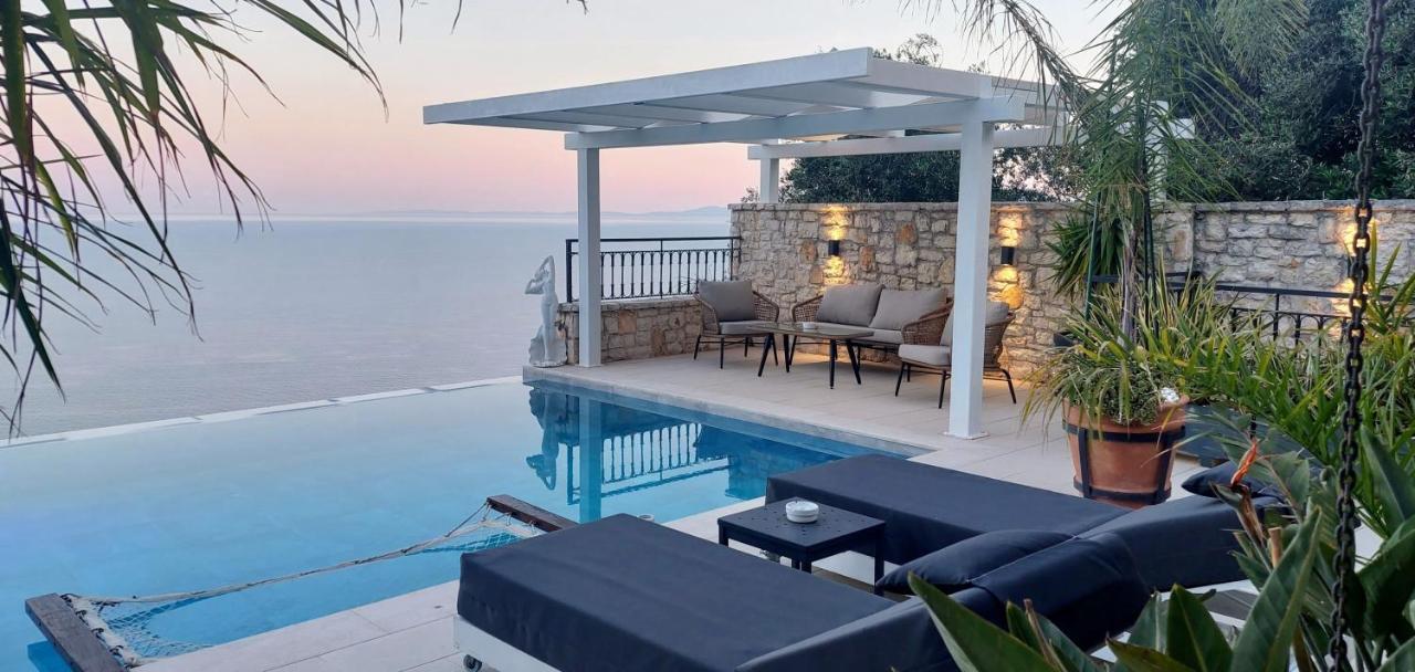 Aquamarine Villa Agní